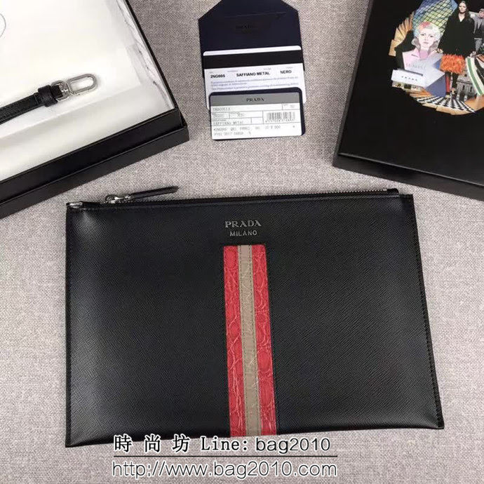 PRADA普拉達 專櫃最新款 限量版 十字紋牛皮 男士手包 2NG005 DD1897